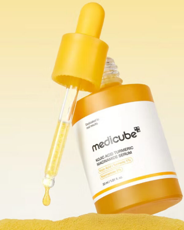 Medicube Kojic Acid Turmeric Niacinamide Serum - Imagen 2