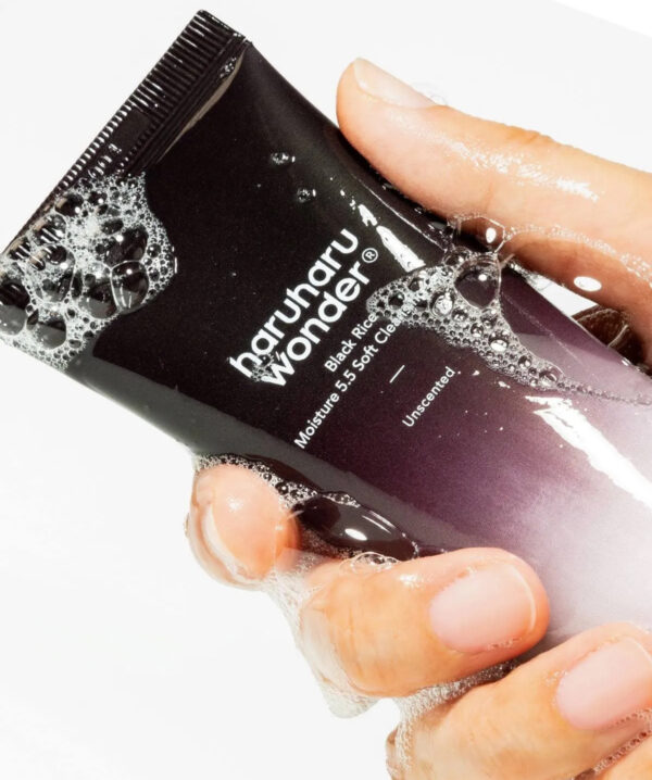 HaruHaru Wonder Black Rice Moisture 5.5 Soft Cleansing Gel - Imagen 2