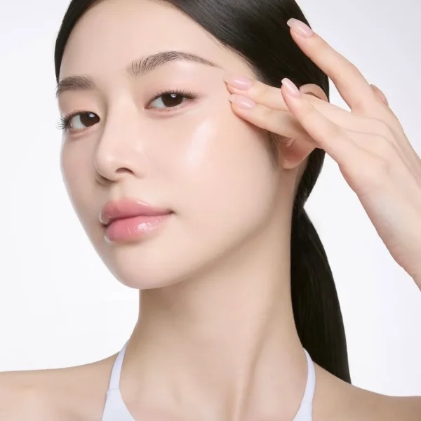 Cómo conseguir una piel más luminosa con cosmética coreana